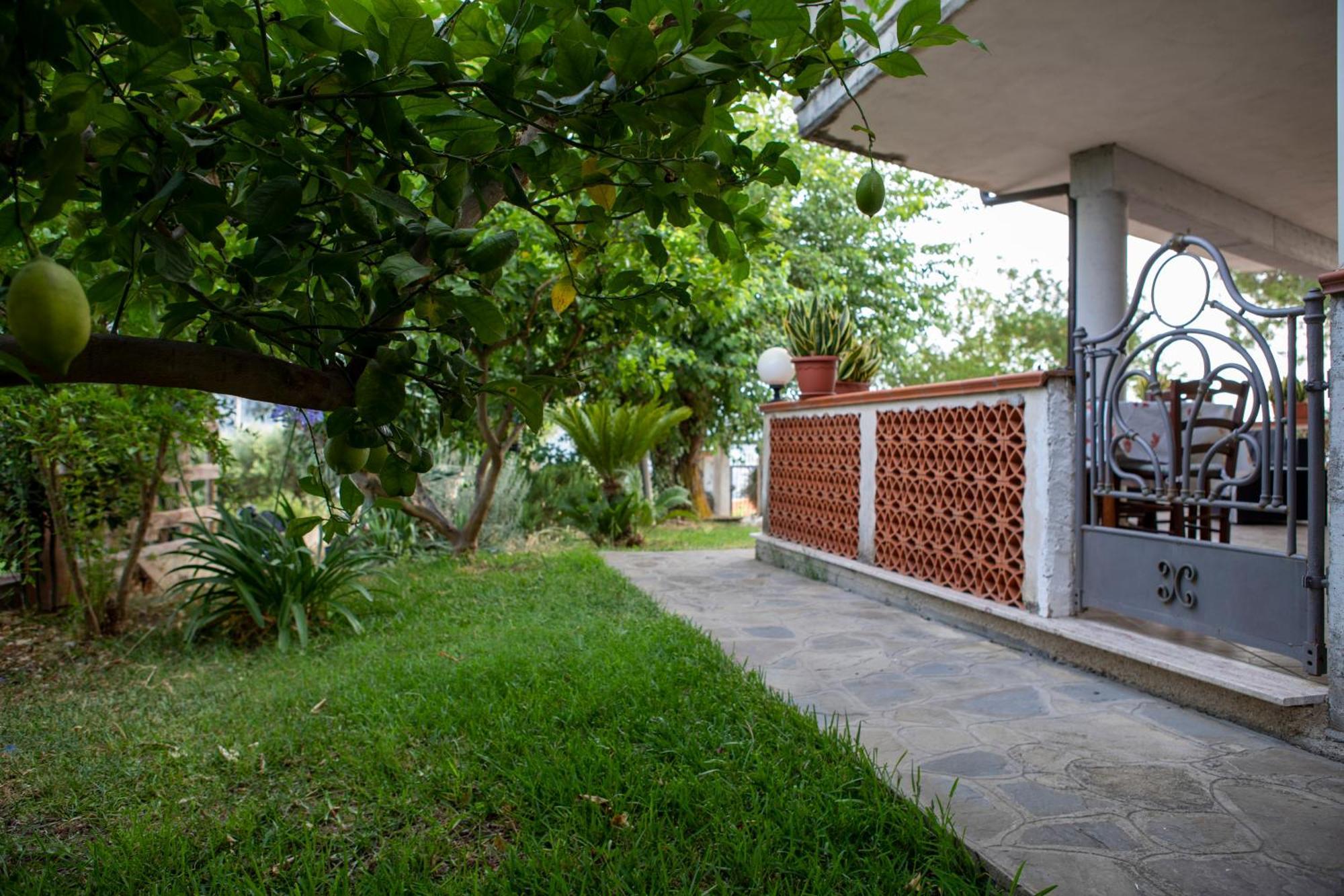 Casa Vacanze Diamante Ogliastro Cilento Esterno foto